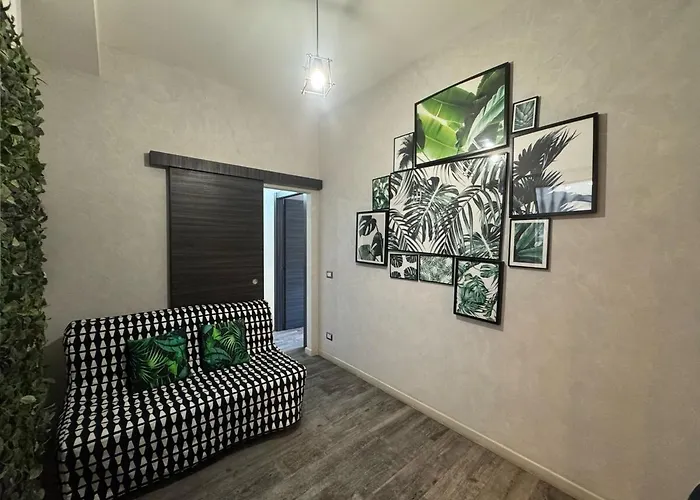 Relax & Explore Stylish In Apartament Rzym